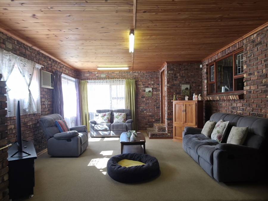 3 Bedroom Property for Sale in Kareedouw Eastern Cape